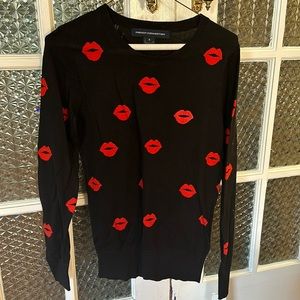 NWT French Connection Lips/Kiss 👄 Sweater